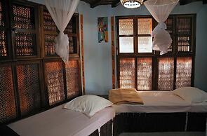 Fromager Lodge