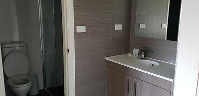 Carlton Suites
