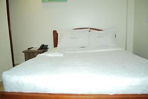 Neptune Plaza Hotel
