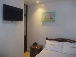Neptune Plaza Hotel