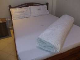 Neptune Plaza Hotel