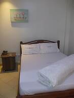 Neptune Plaza Hotel