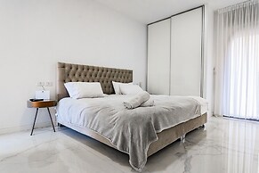 HARAV KUK RESIDENCE