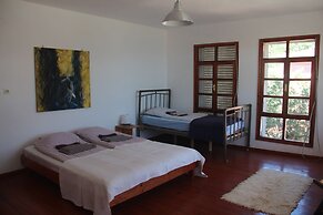 Ada-art Guesthouse