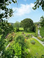 Crow How Country Guest House