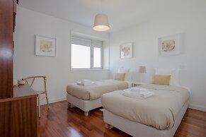 Liiiving - Bright Light Apartment