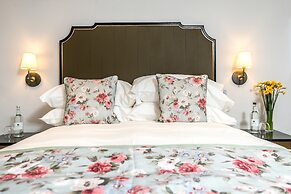 Burnside Hotel