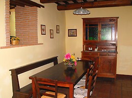 Borgo Due Case