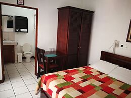 Hotel Hojarascas