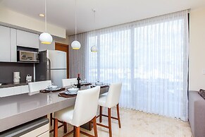 Penthouse A-Nah by Stella Rentals
