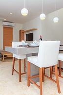 Penthouse A-Nah by Stella Rentals