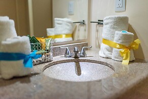 Aqua Viva Suites