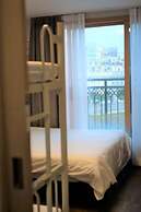 Bed Radio Dongmoon - Hostel