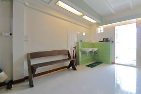 Saen Sabai Hostel