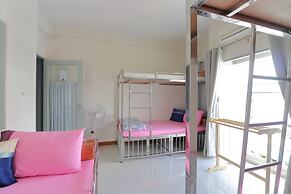 Saen Sabai Hostel