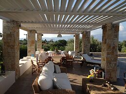 Beautiful Villa for 10 - Private Pool