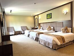 Duc Huy Grand Hotel & Spa