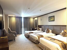 Duc Huy Grand Hotel & Spa