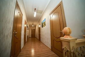Rayhon Hotel