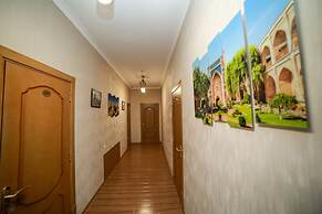 Rayhon Hotel