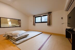 Zhuo Ye Cottage