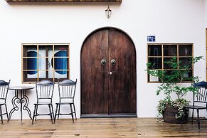 Zhuo Ye Cottage