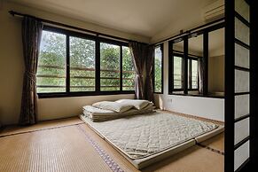 Zhuo Ye Cottage