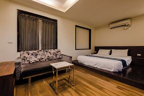Zhuo Ye Cottage
