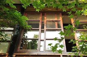 Zhuo Ye Cottage
