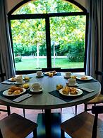 Hotel Casa Santa Elena