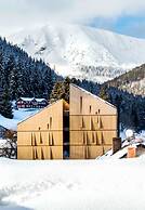 Hotel Pecr Deep