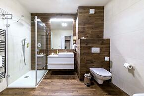 Hotel Pecr Deep