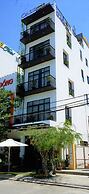 Oasis Hotel & Apartment