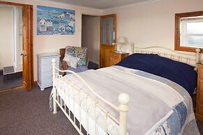 Vine Cottage - B&B