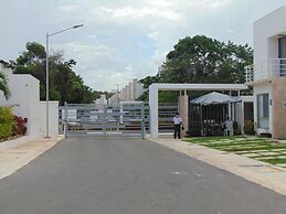 Villa Happy by Akua