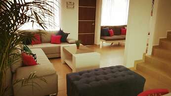 Villa Happy by Akua