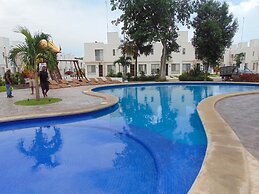 Villa Happy by Akua