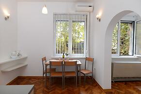 Central Spot Apartments