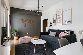UPSTREET Desirable 1BD Apt in Kolonaki