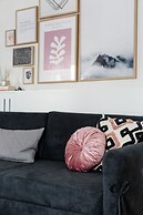 UPSTREET Desirable 1BD Apt in Kolonaki