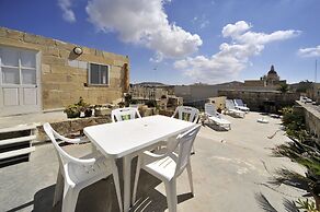 Tal-barun Farmhouse