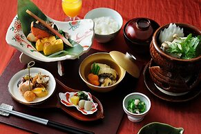HOSHINOYA Guguan
