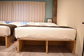 Shinsaibashi House