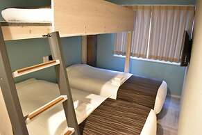Shinsaibashi House