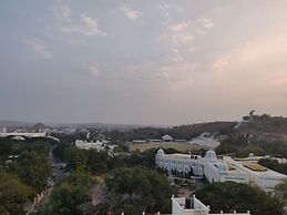 Sai Maa Hotel and Residency