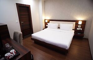 Sai Maa Hotel and Residency
