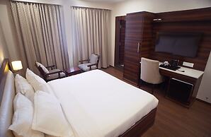 Sai Maa Hotel and Residency