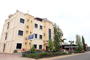 OYO 515 Oasis Hotel