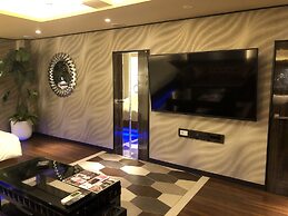 Hotel Raza - Adults Only