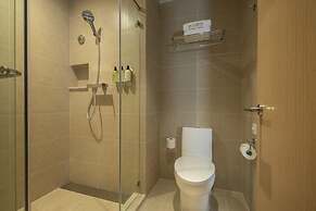 Orange Hotel Select